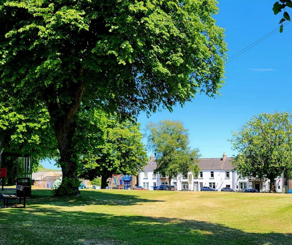 The Market Inn Hotel Castle Douglas ภายนอก รูปภาพ